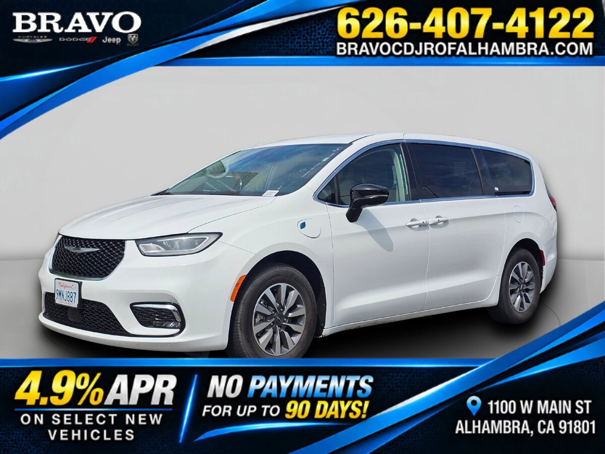 2024 Chrysler Pacifica Hybrid Select