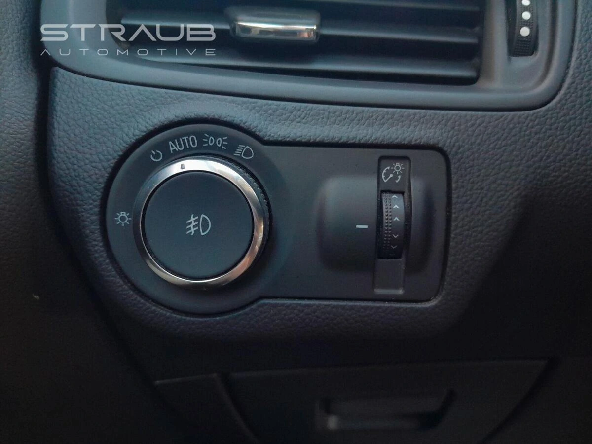 2019 Buick Envision Essence - Photo 18