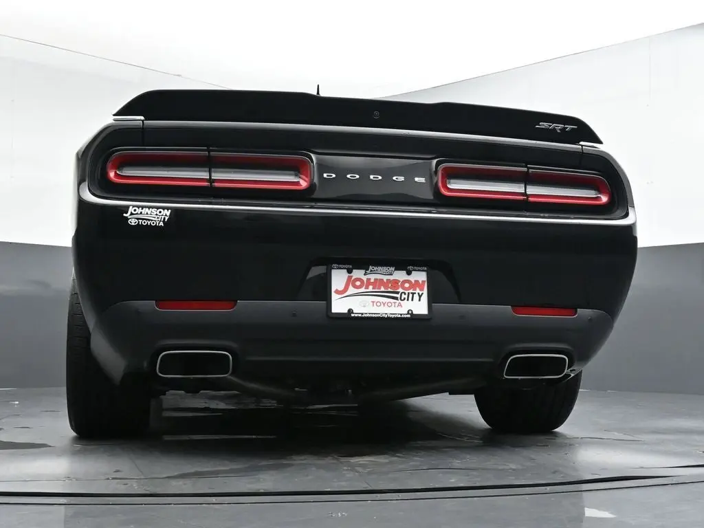 2016 Dodge Challenger SRT8 392 photo 28