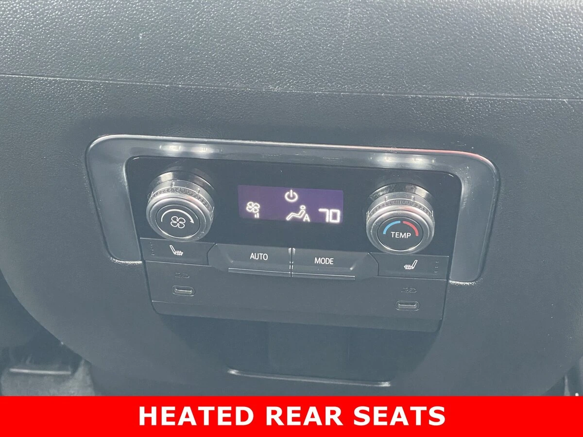 2025 GMC Yukon XL Denali - Photo 22