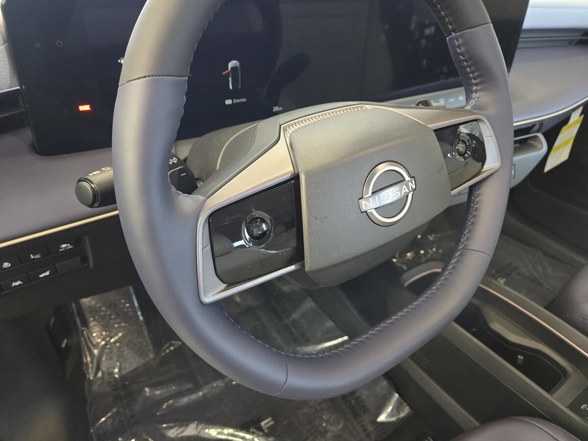 2026 Nissan LEAF Platinum+ - Photo 8
