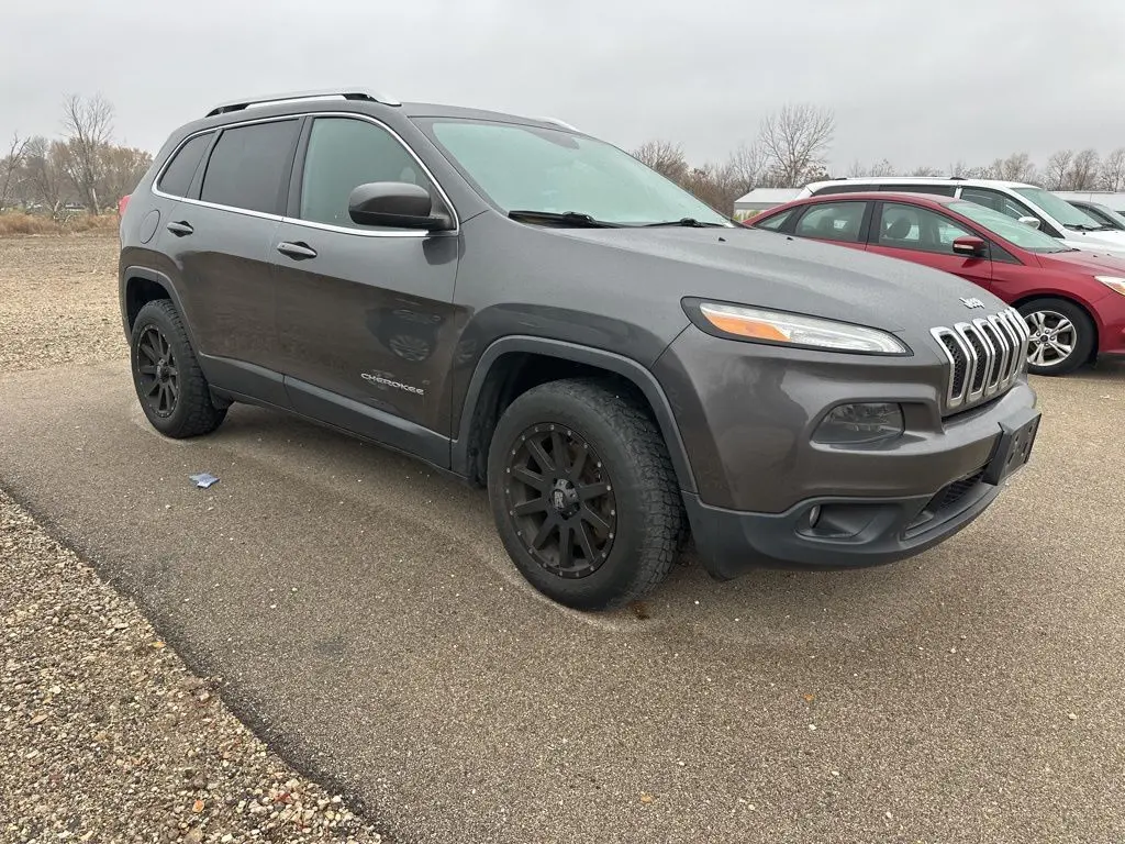 2015 Jeep Cherokee Latitude photo 4