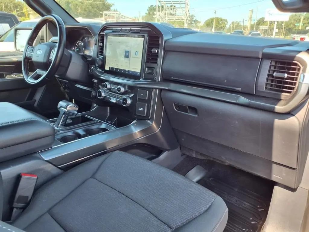2022 Ford F-150 XLT photo 11