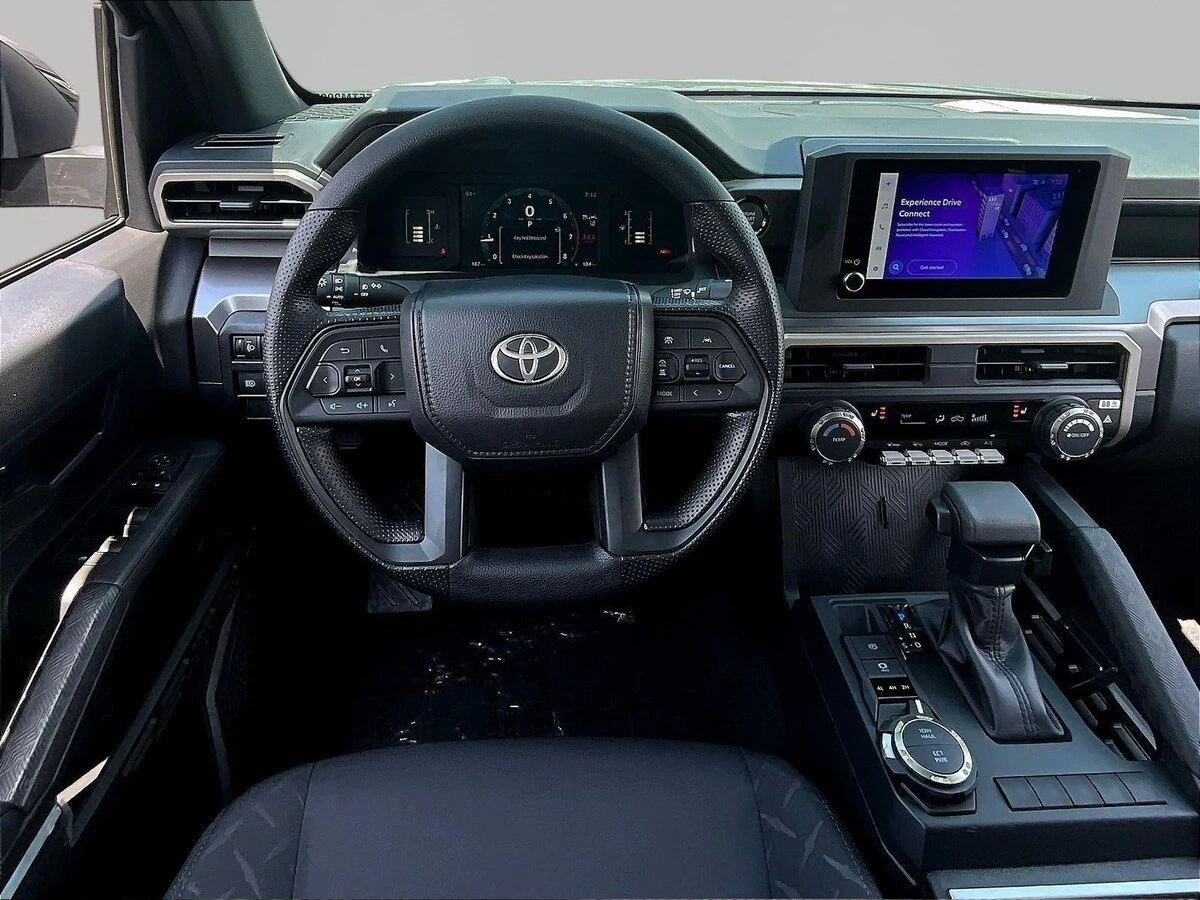2026 Toyota Tacoma SR5 - Photo 8