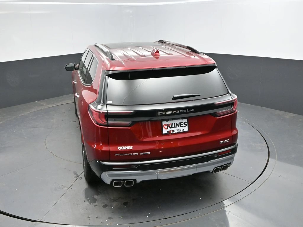 2026 GMC Acadia Denali - Photo 31