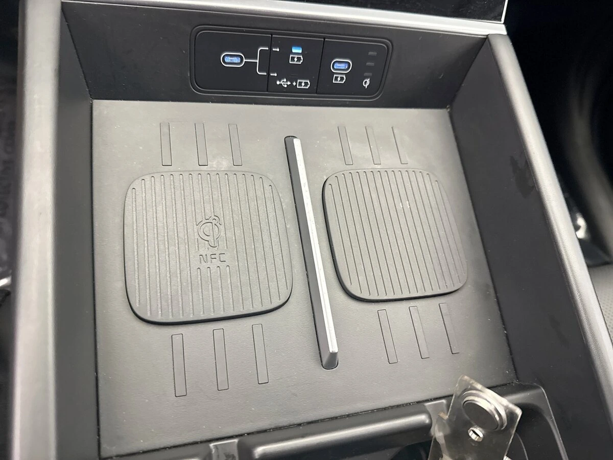 2025 Hyundai Santa Fe SEL - Photo 16