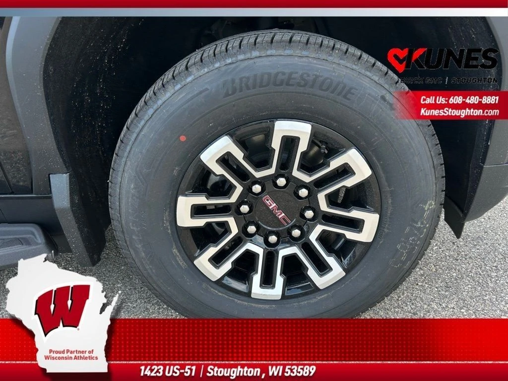 2026 GMC Sierra EV Elevation - Photo 17