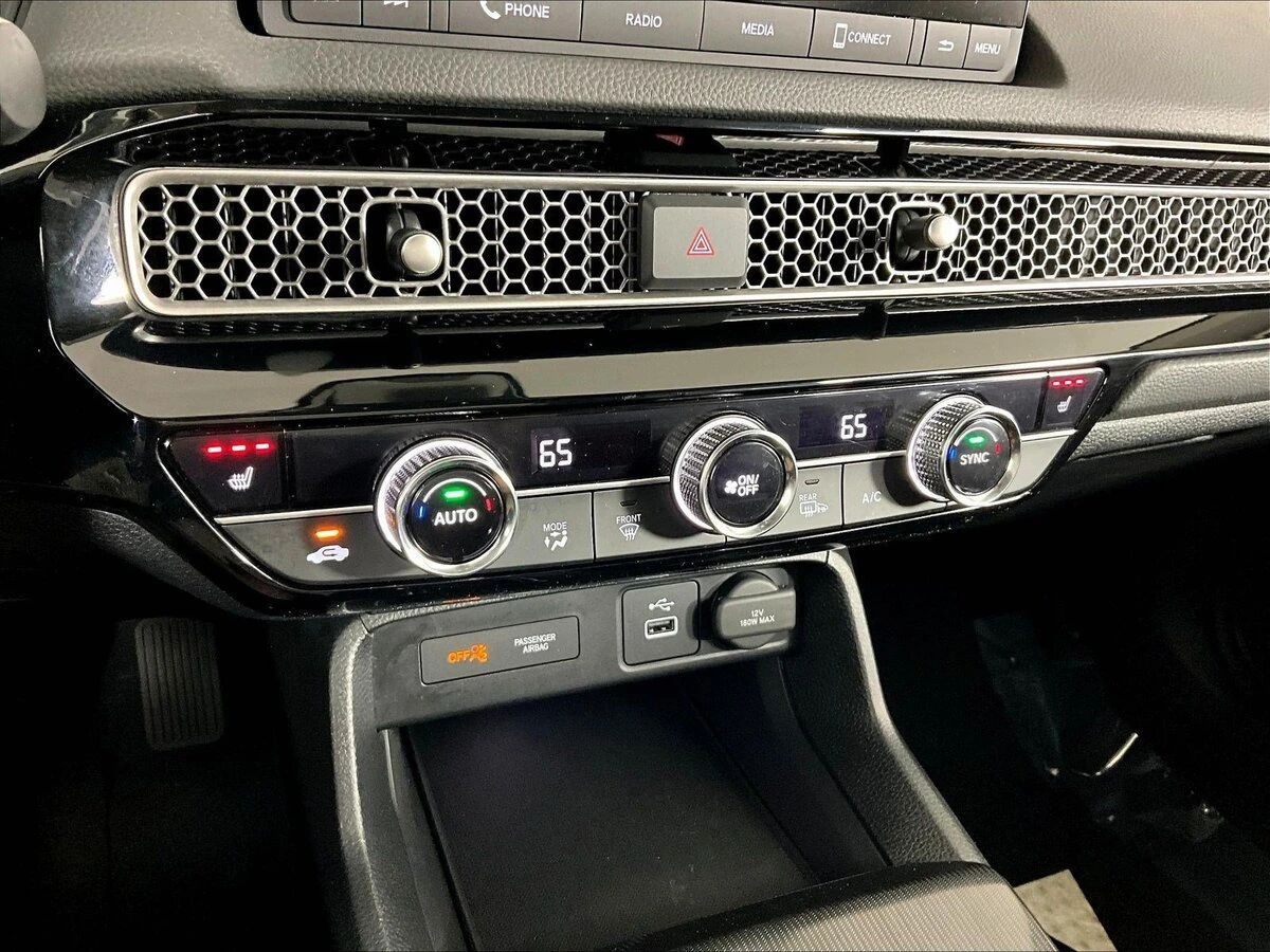2024 Honda Civic EX - Photo 15