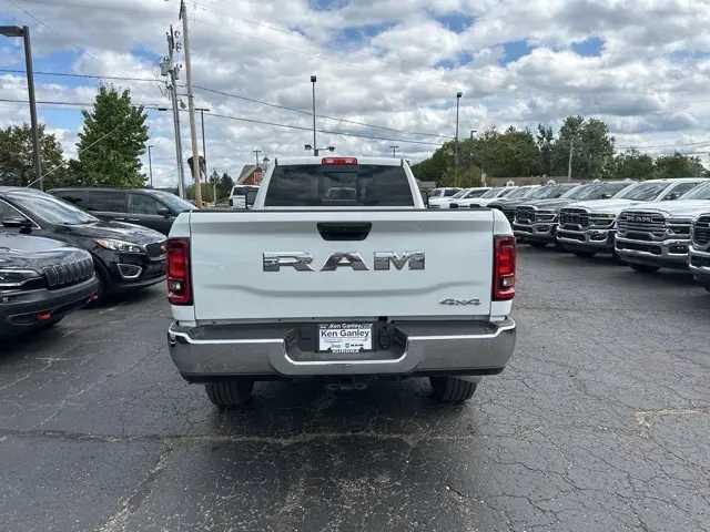 2025 Ram 2500 Tradesman photo 6