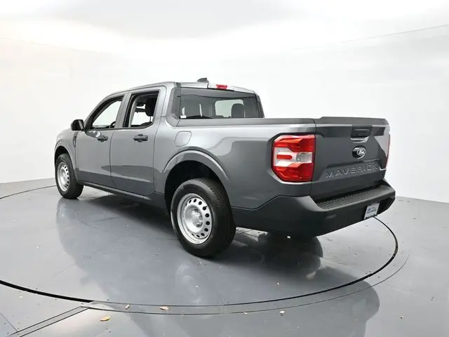 2025 Ford Maverick XL photo 3