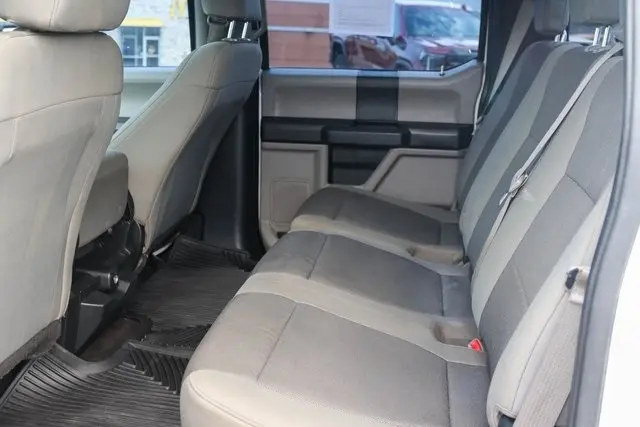 2016 Ford F-150 XL photo 9