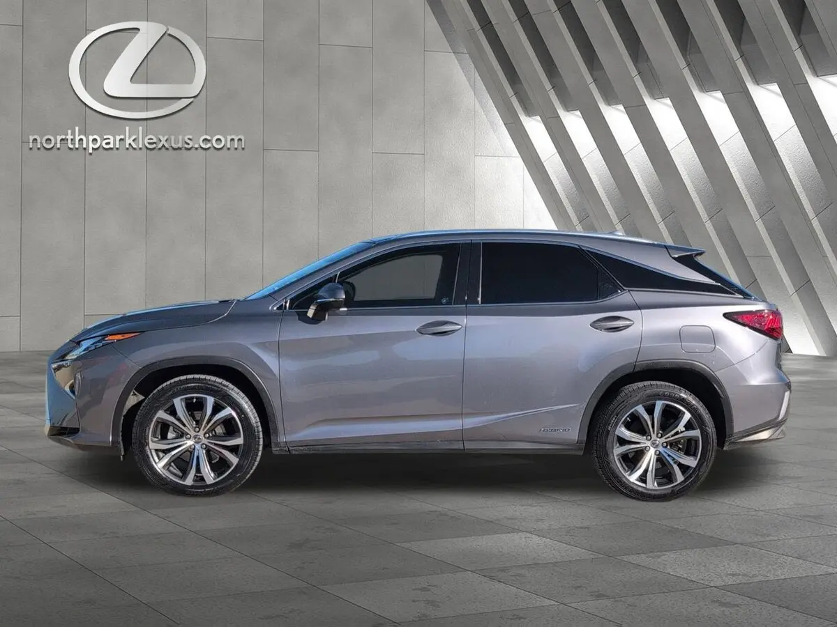 2018 Lexus RX 450h's photo