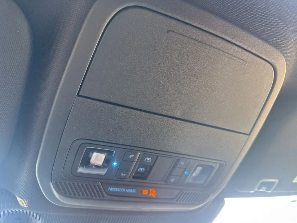 2026 Ford Explorer ST-Line - Photo 21