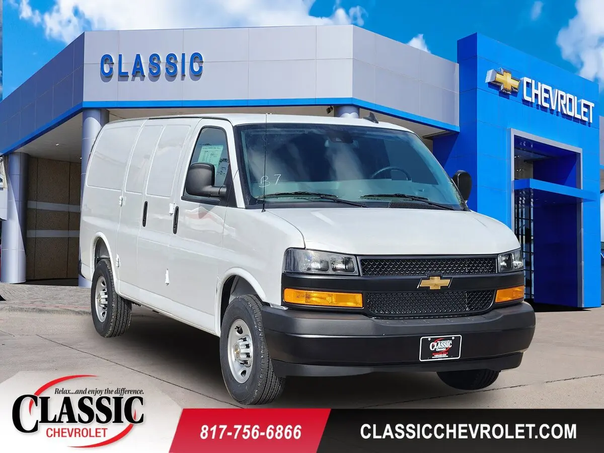 2025 Chevrolet Express Cargo Work Van's photo
