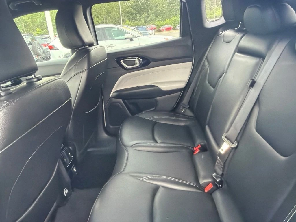 2025 Jeep Compass Limited - Photo 16