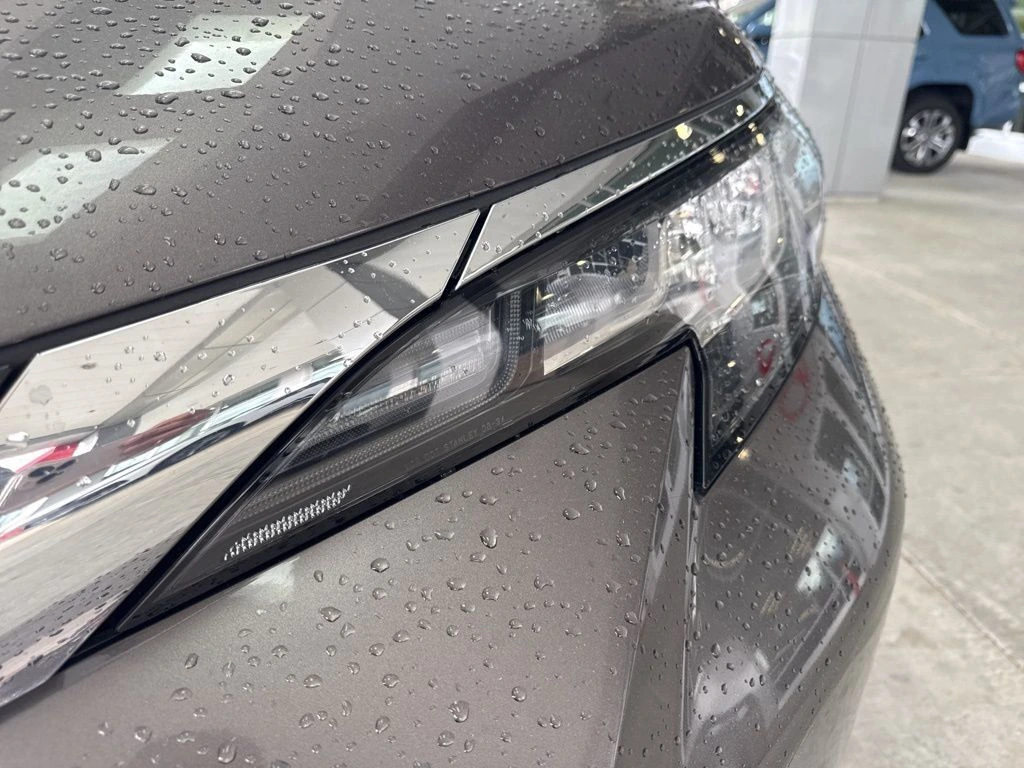 2023 Toyota Sienna LE - Photo 11