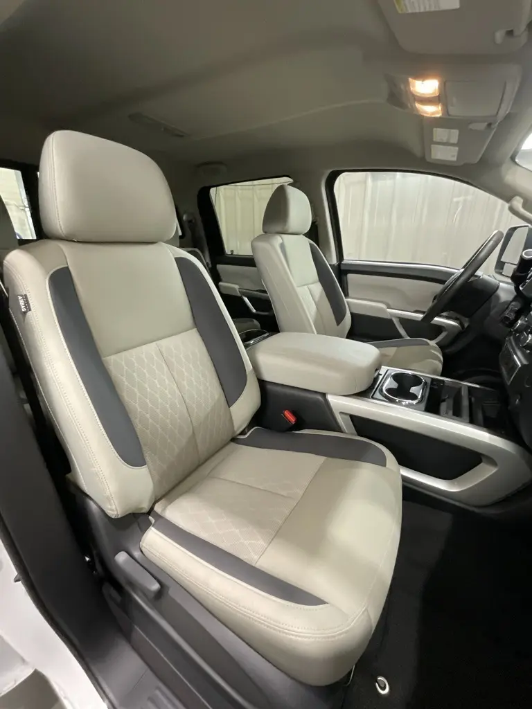 2024 Nissan Titan SV photo 10