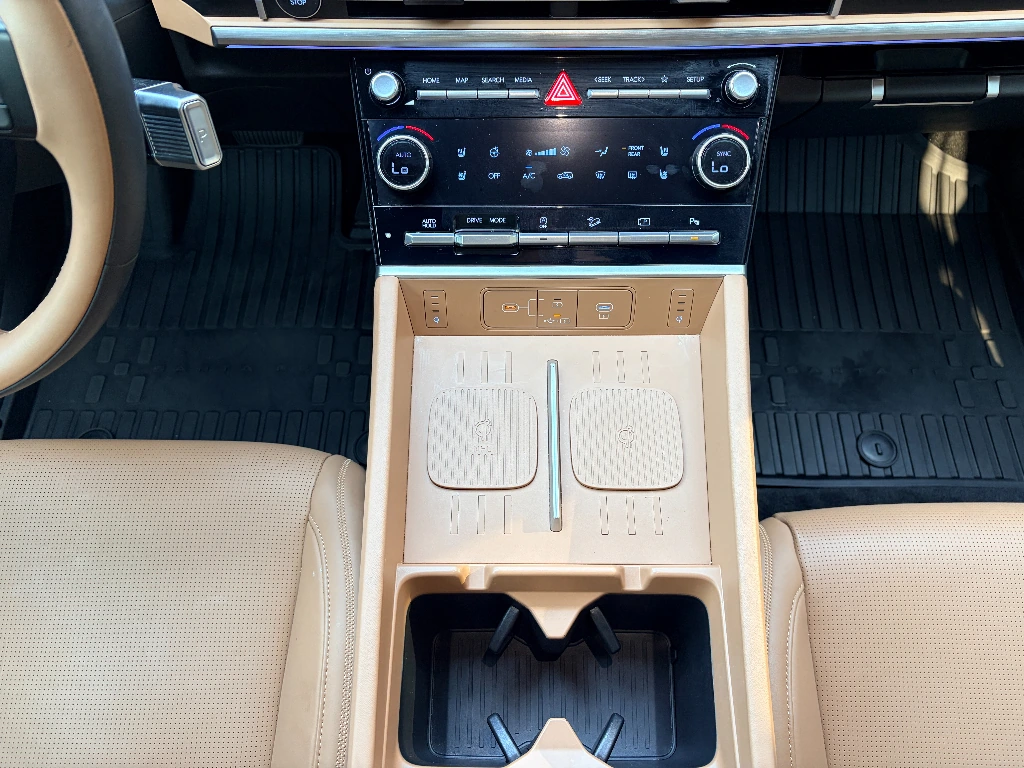 2026 Hyundai Santa Fe Calligraphy - Photo 21
