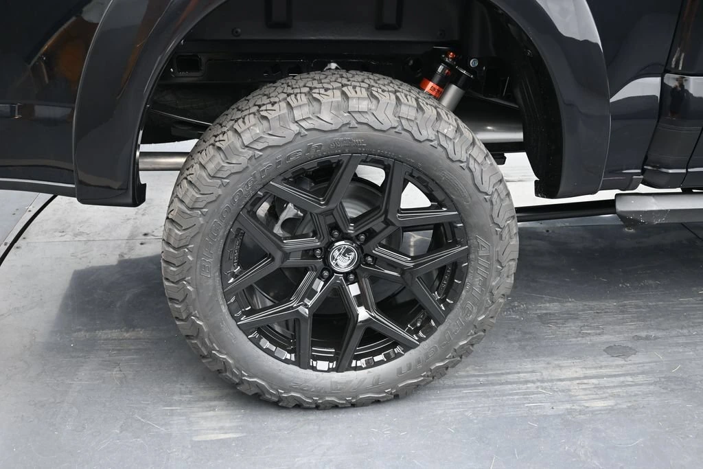 2025 Ford F-150 Lariat - Photo 9