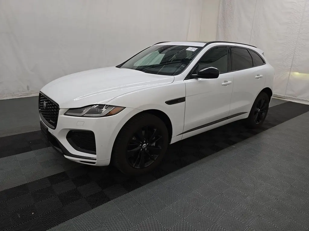 2024 Jaguar F-PACE P250 R-Dynamic S photo 2