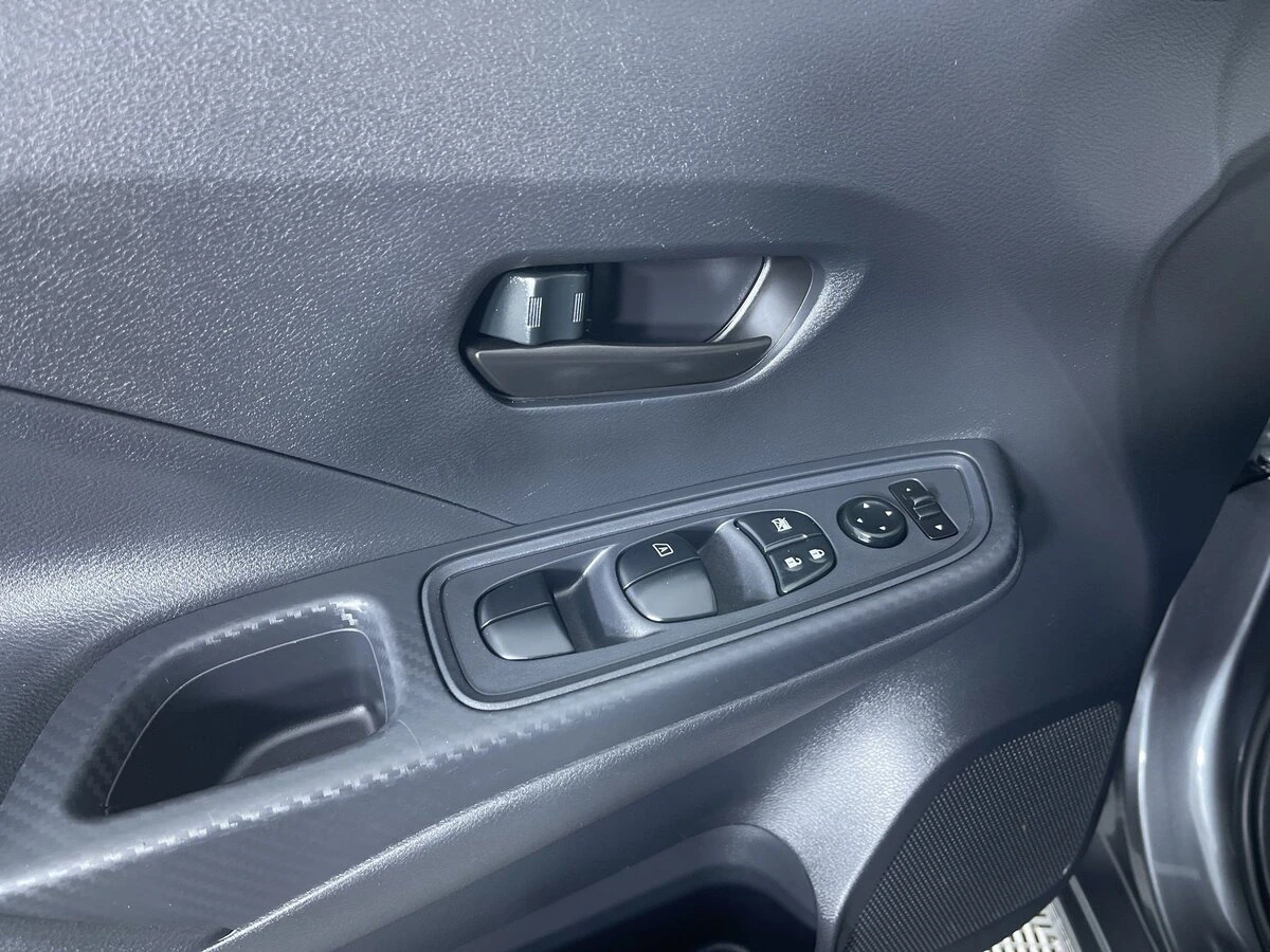 2025 Nissan Versa Sedan S - Photo 14