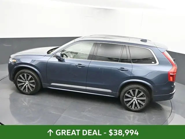 2023 Volvo XC90 Plus photo 25