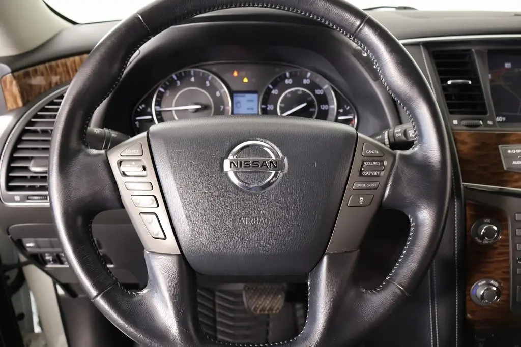 2019 Nissan Armada SV photo 3