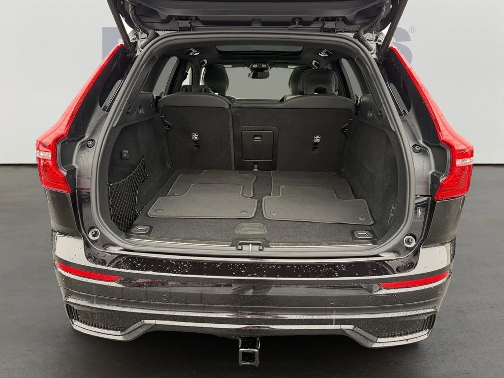 2024 Volvo - image 11