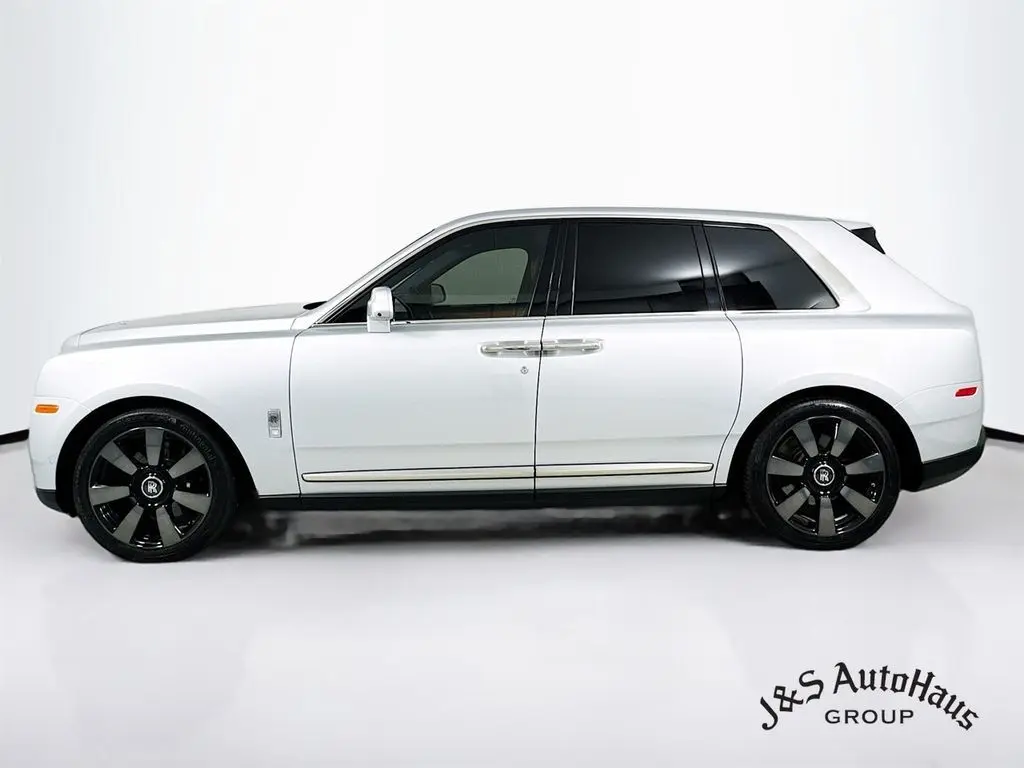 2022 Rolls Royce Cullinan RR31 photo 4