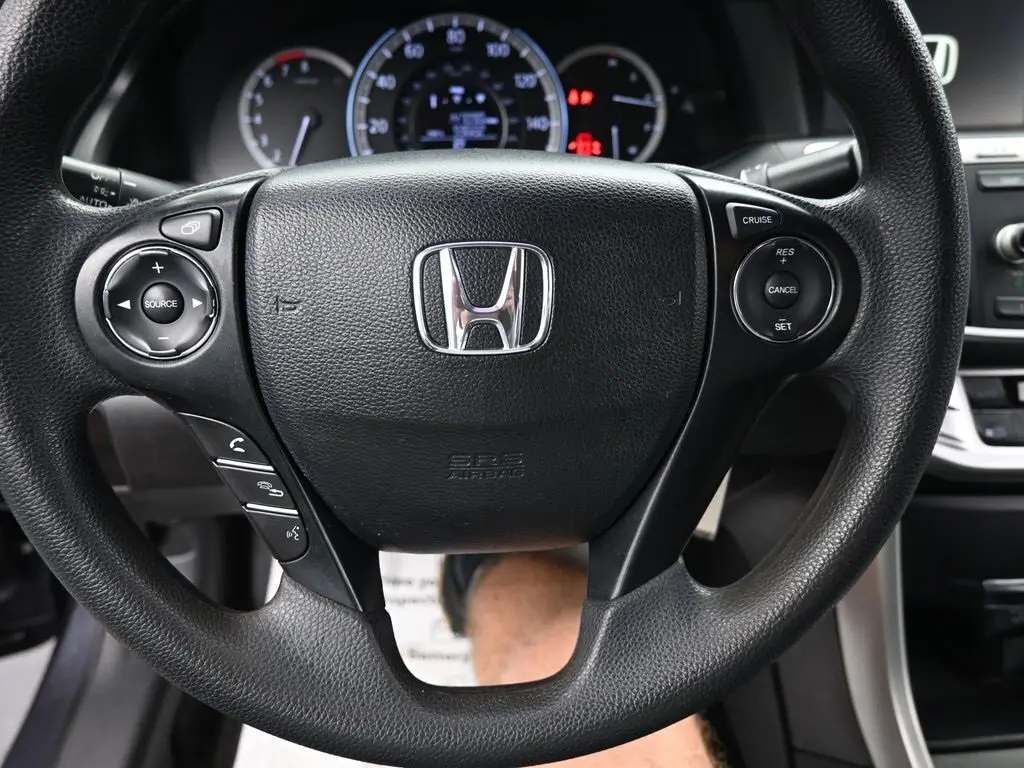 2015 Honda Accord LX photo 20