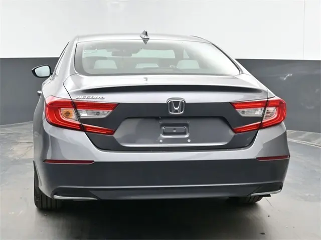 2019 Honda Accord LX photo 7