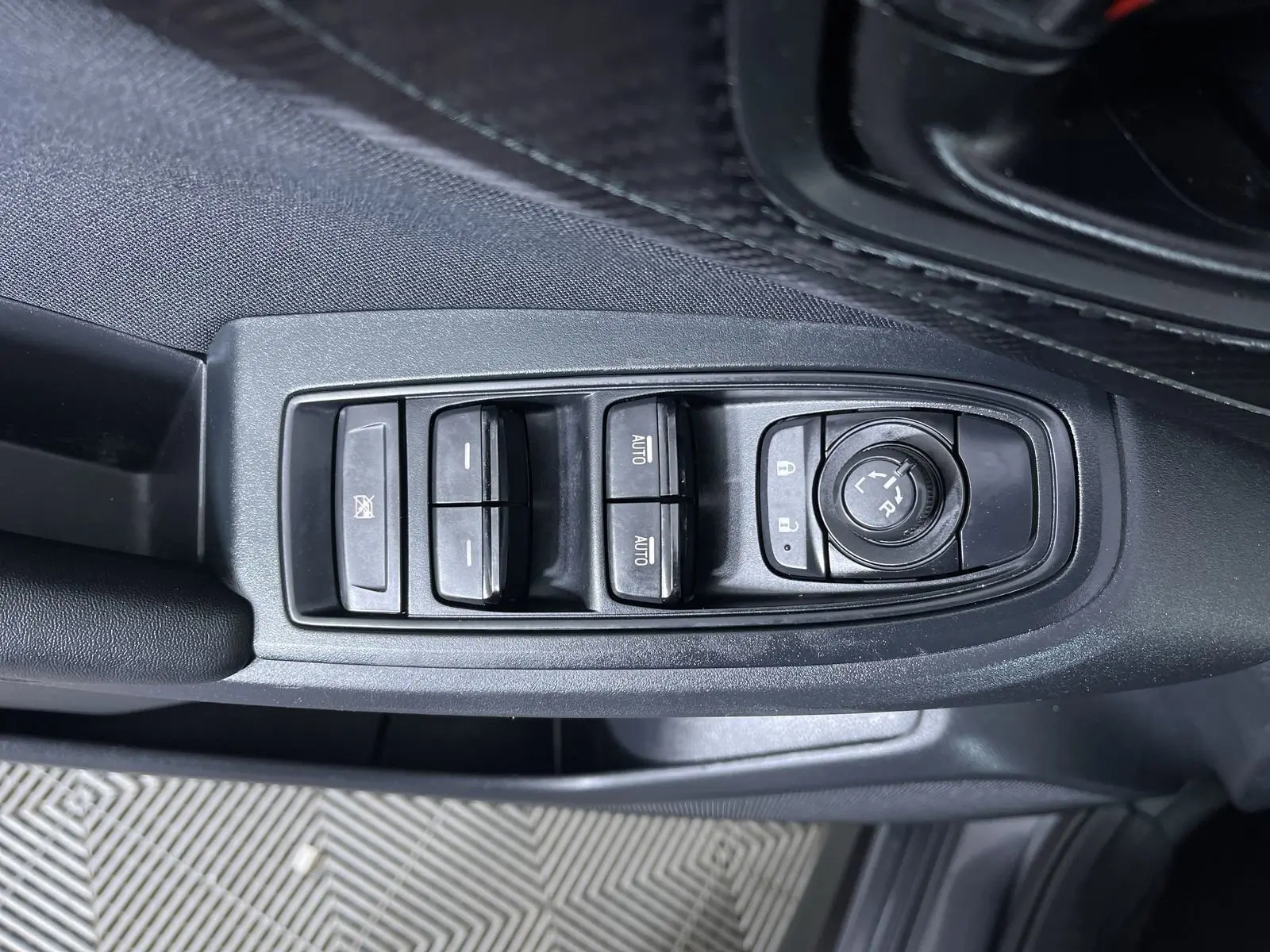 2023 Subaru Crosstrek Base photo 13