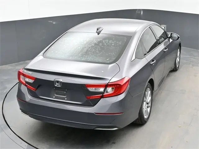 2018 Honda Accord LX photo 31