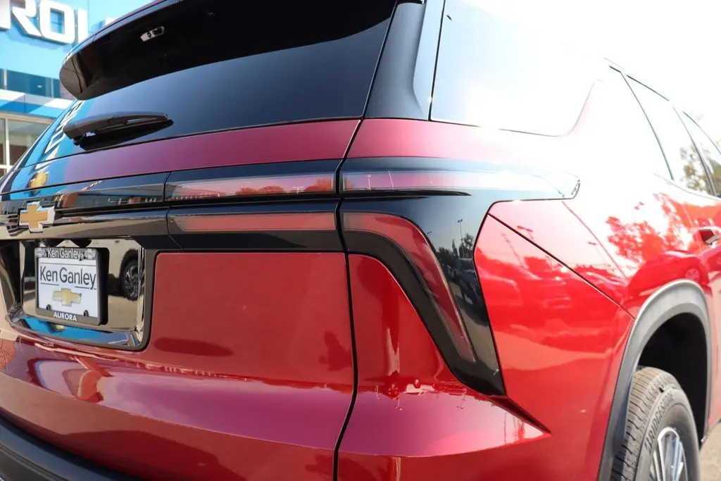 2026 Chevrolet Traverse 2LT photo 32
