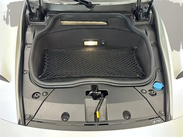 2022 Maserati MC20 Base photo 26