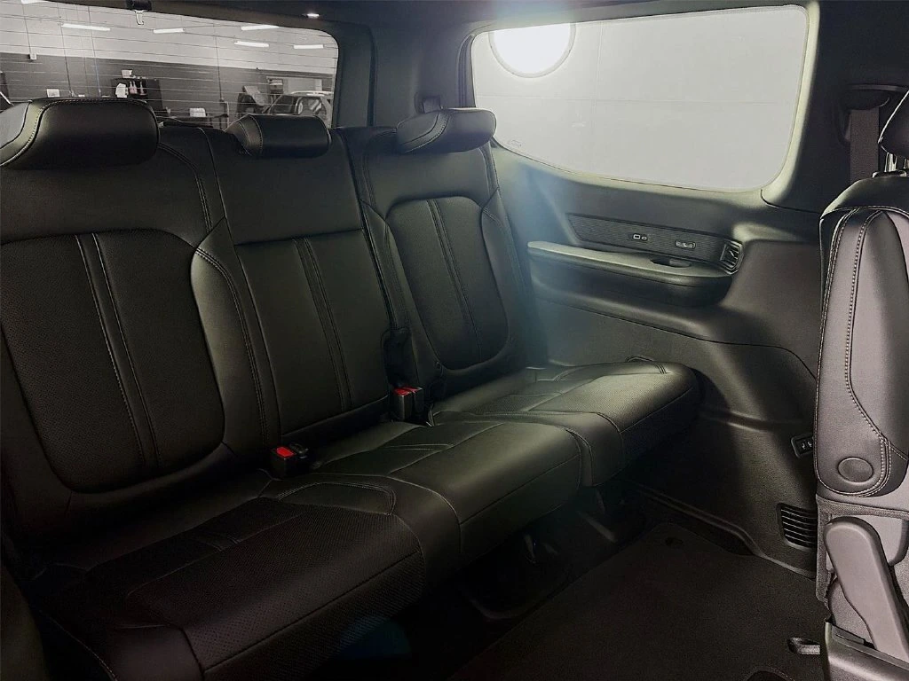 2026 Jeep Grand Wagoneer Limited Altitude - Photo 28