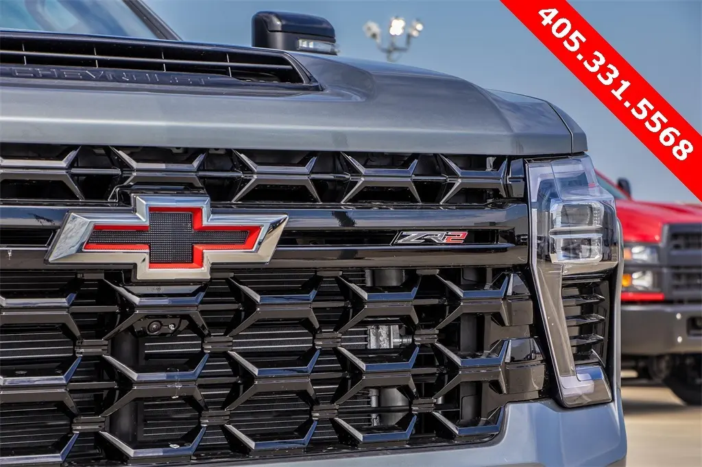 2026 Chevrolet Silverado 2500HD ZR2 photo 4