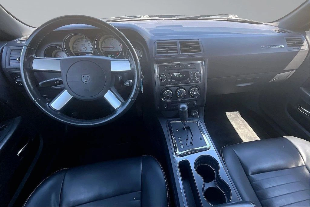 2010 Dodge Challenger R/T - Photo 16