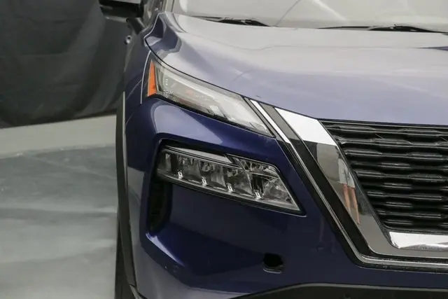 2023 Nissan Rogue SL photo 5