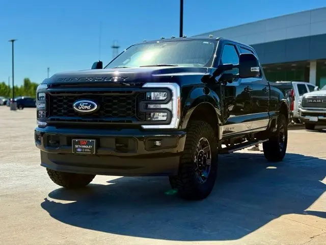 2023 Ford F-250 Lariat photo 4