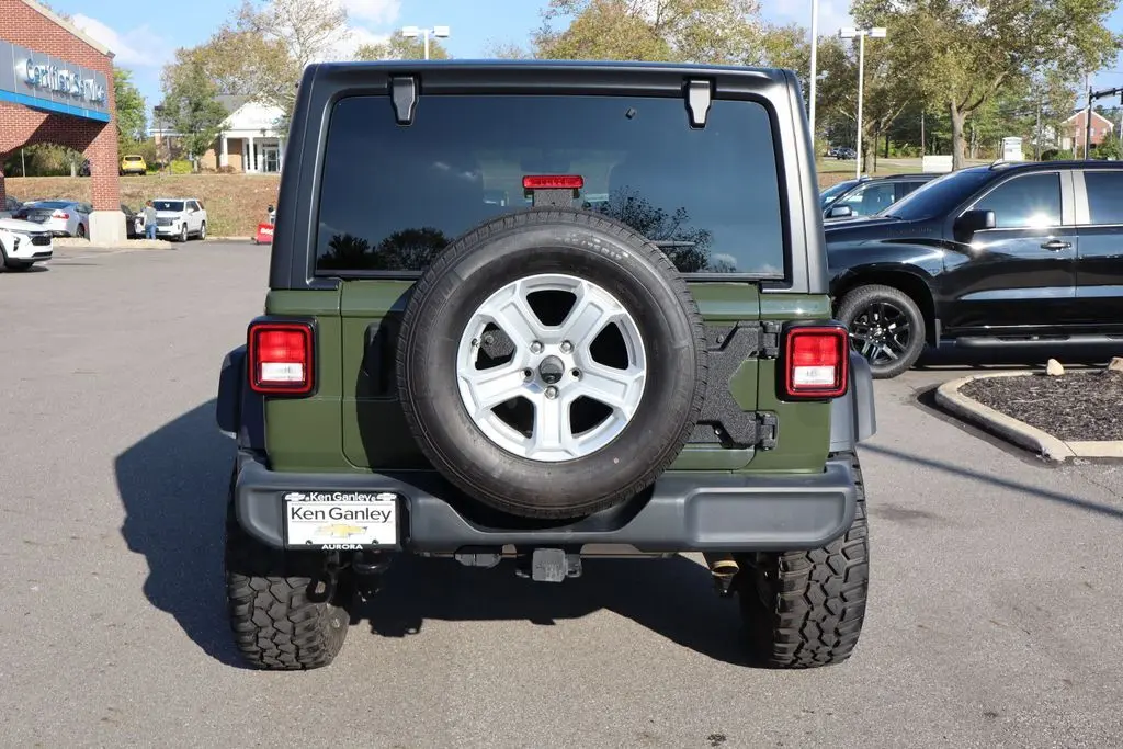 2022 Jeep Wrangler Unlimited Sport photo 29