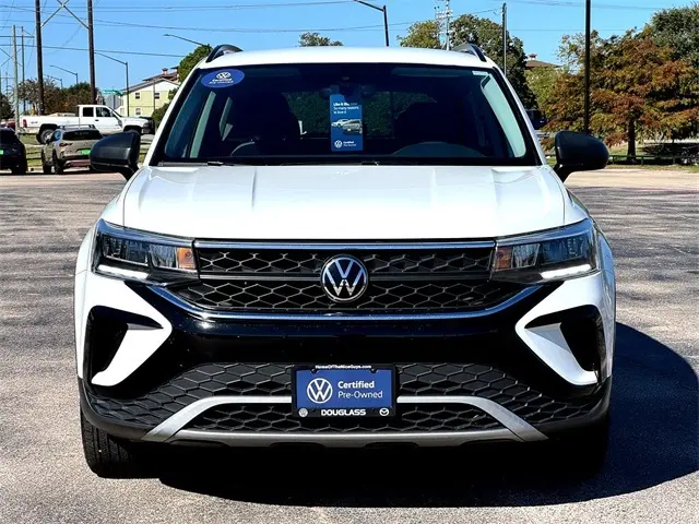 2023 Volkswagen Taos S photo 2