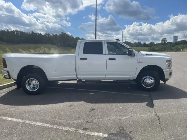 2026 Ram 3500 Tradesman photo 7