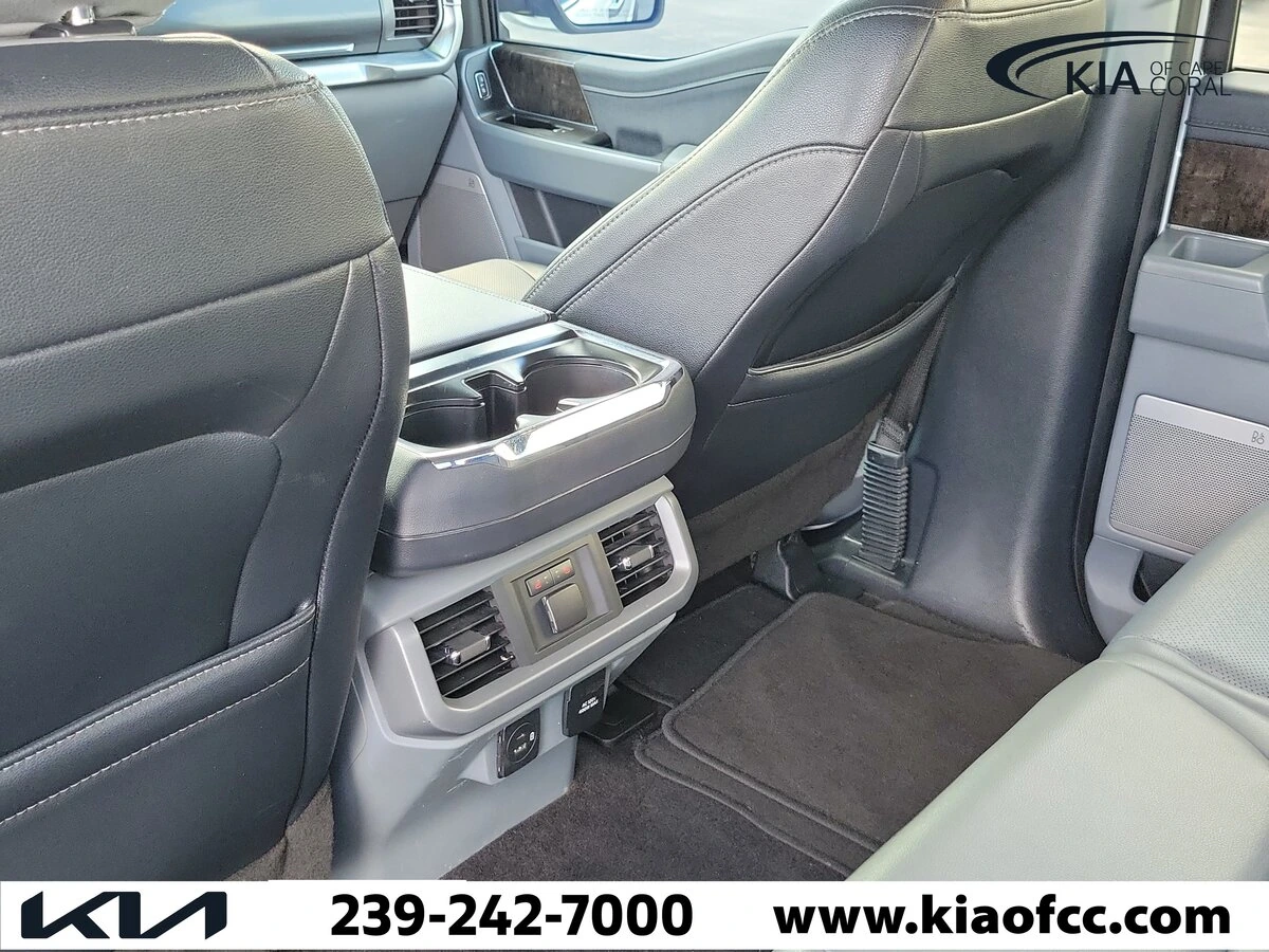 2022 Ford F-150 Lariat - Photo 12