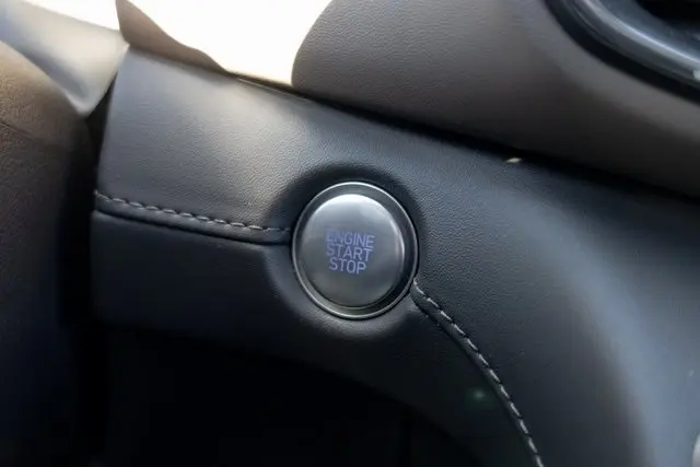 2022 Hyundai Santa Fe SEL Premium photo 4