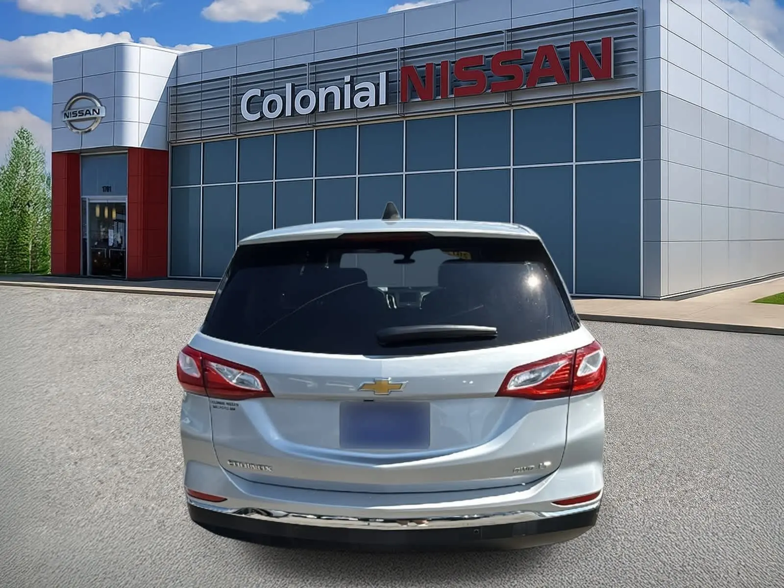 2019 Chevrolet Equinox LT photo 3