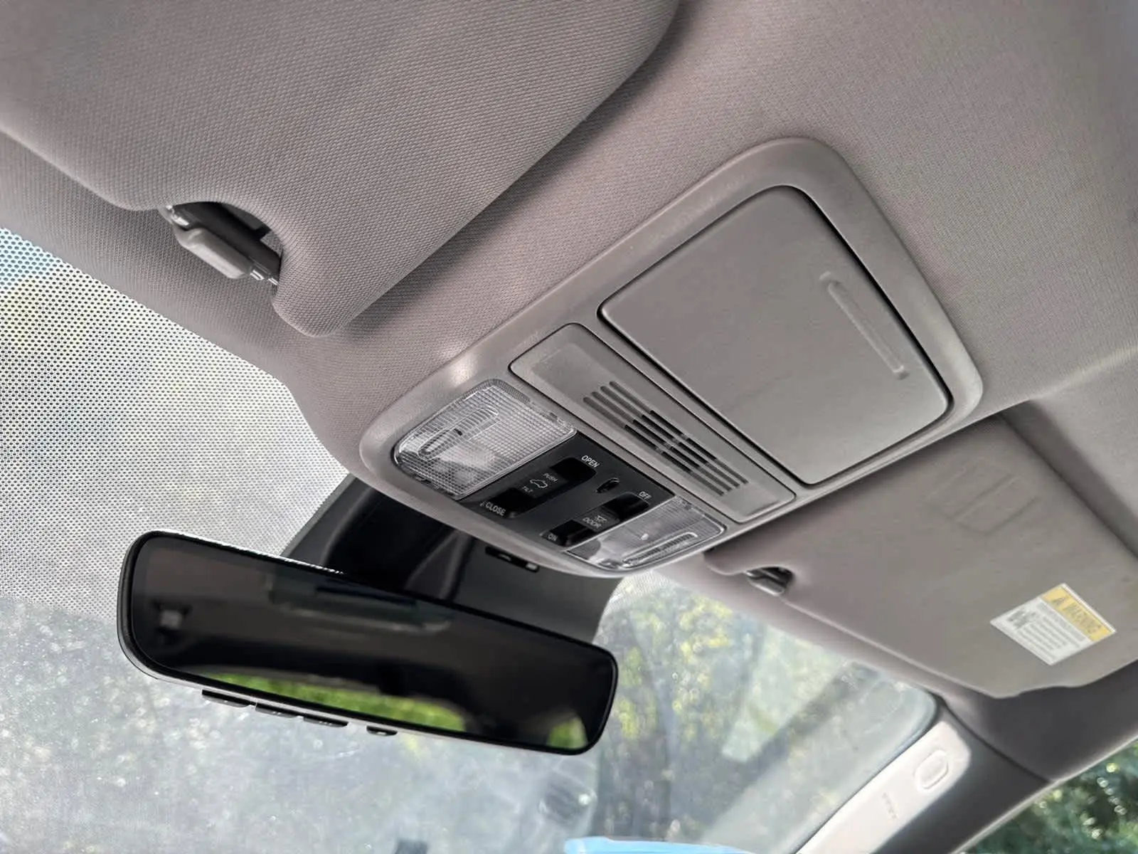 2022 Honda Pilot Special Edition photo 30