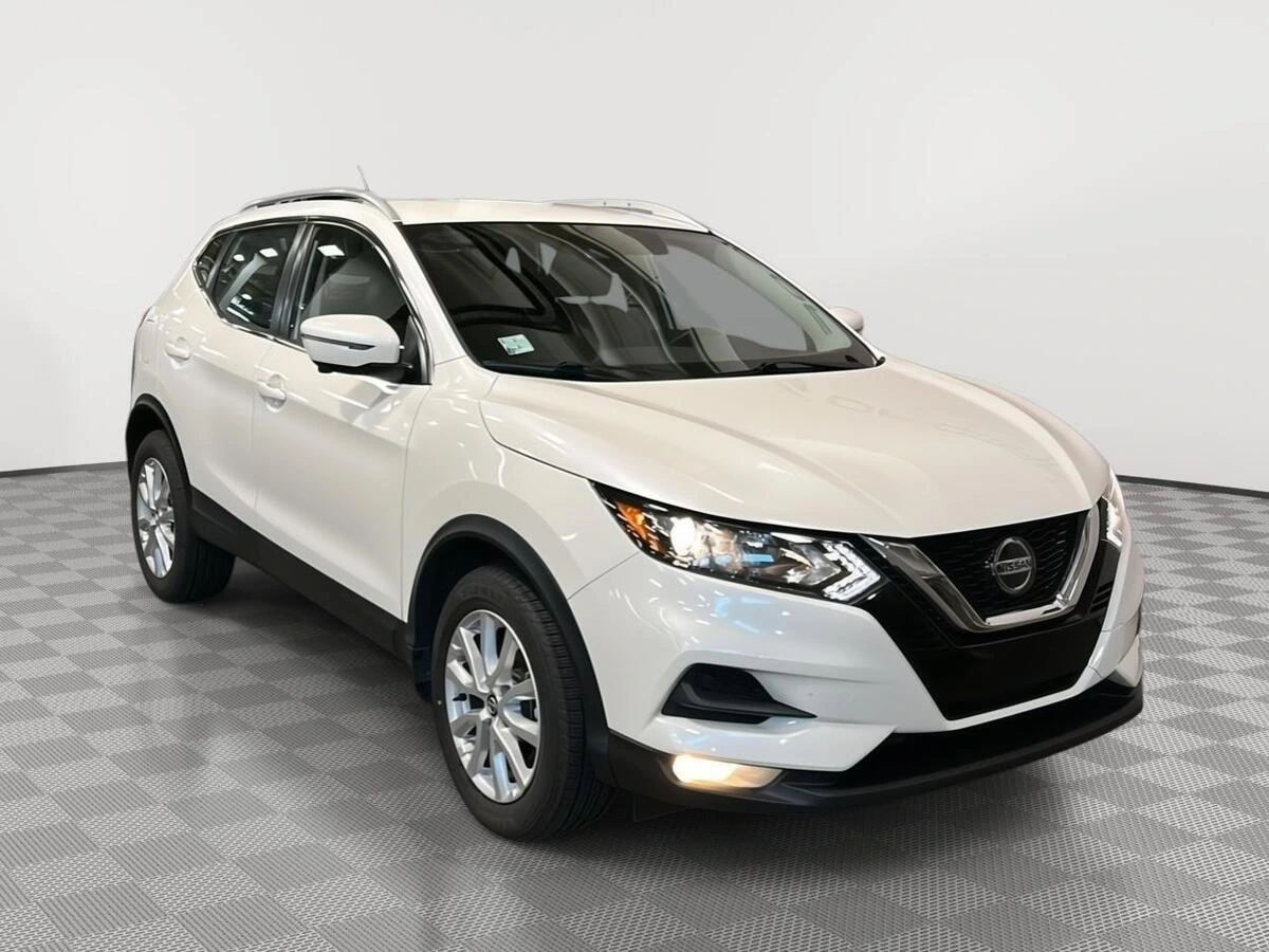 2022 Nissan Rogue Sport SV AWD's photo