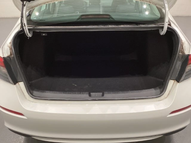 2024 Honda Civic LX - Photo 13