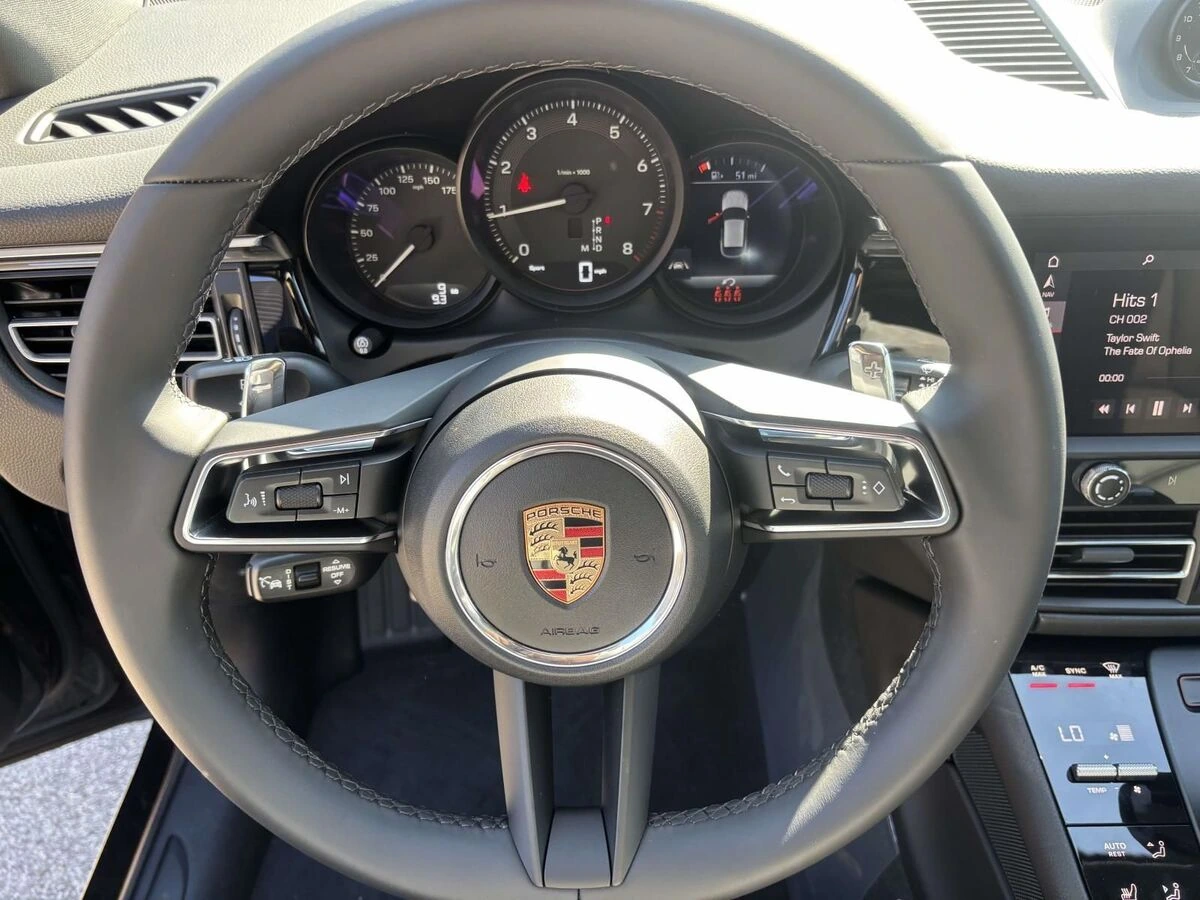 2026 Porsche Macan Base - Photo 26